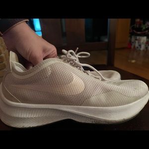 Nike EXP-Z07 running shoes